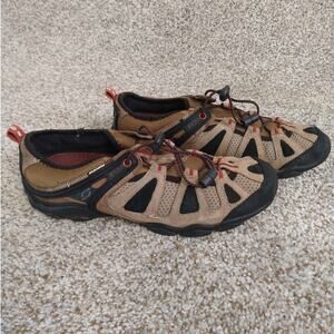 Skechers Slip On Sports Shoes Men's 8.5 Women's 10-10.5